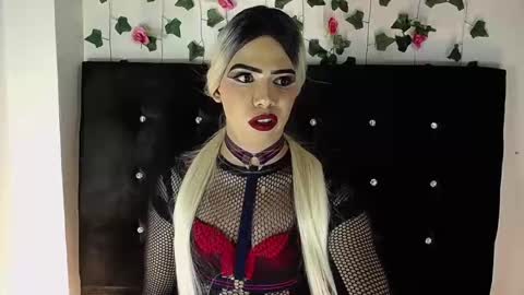 kristal_queen01 online show from 04.01.26