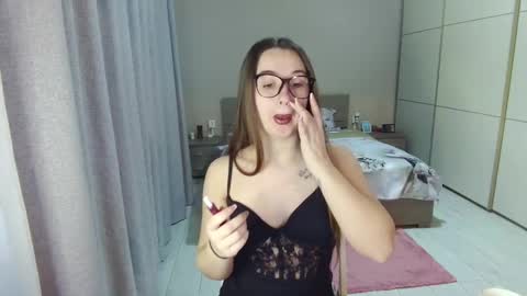 twitter    Annemarye 23 online show from 02.05.26