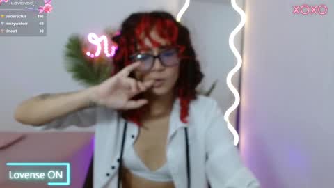 kristen_tay online show from 03.03.25