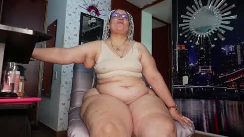 Snapshot of kristenhill1 chatting on 12.28.24 Kristen online show from 12.28.24