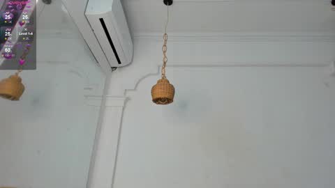 Snapshot of kristyl_paez chatting on 02.23.25 Cristina online show from 02.23.25