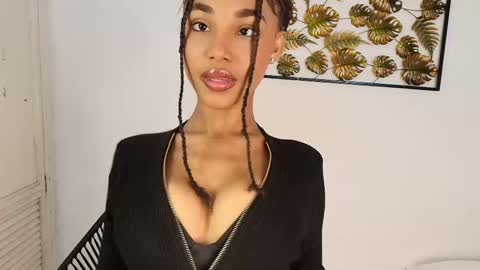 Snapshot of kristyl_paez chatting on 10.09.25 Cristina online show from 10.09.25