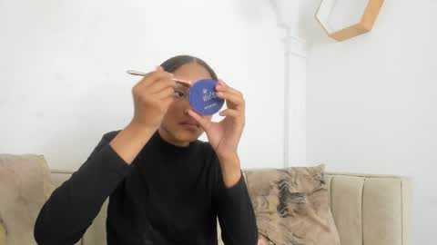 Snapshot of kristyl_paez chatting on 10.18.25 Cristina online show from 10.18.25