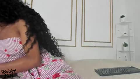 Snapshot of kristyl_paez chatting on 01.16.26 Cristina online show from 01.16.26