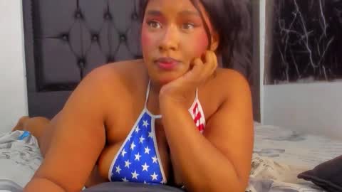 Snapshot of krixtybrown chatting on 10.08.25 krixty online show from 10.08.25