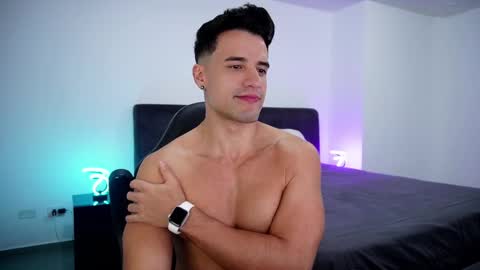 Snapshot of krops_ chatting on 03.07.25 KROPS online show from 03.07.25