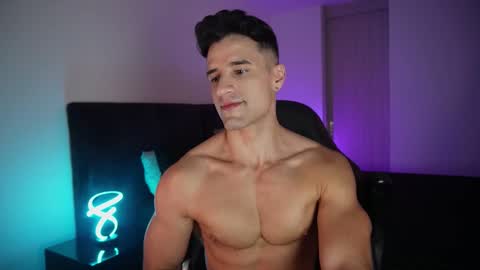 Snapshot of krops_ chatting on 11.30.25 KROPS online show from 11.30.25