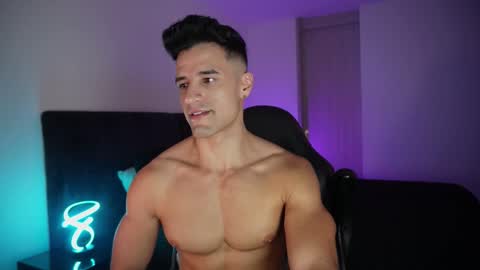 Snapshot of krops_ chatting on 12.04.25 KROPS online show from 12.04.25