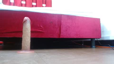 KRYSTAL THOMSON online show from 03.03.25