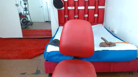 KRYSTAL THOMSON online show from 10.31.25