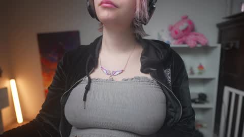 Snapshot of krystalsyxx chatting on 02.02.25 Krystal Syx online show from 02.02.25