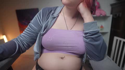 Snapshot of krystalsyxx chatting on 02.17.25 Krystal Syx online show from 02.17.25