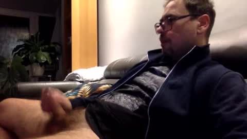 Snapshot of krzysztof1977 chatting on 11.18.25 krzysztof1977 online show from 11.18.25