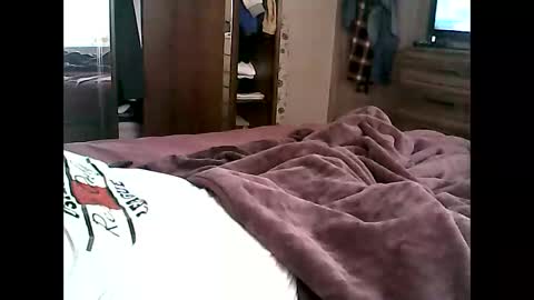 Snapshot of kskmertkskks chatting on 02.22.25 kskmertkskks online show from 02.22.25