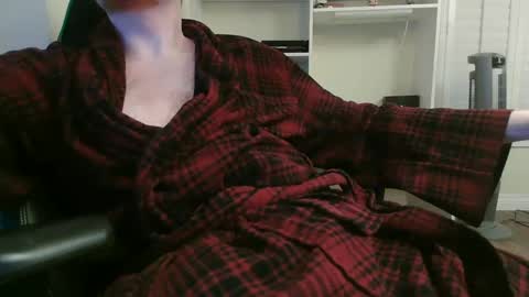 Snapshot of kt12369 chatting on 01.05.25 Kevin online show from 01.05.25