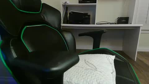 Snapshot of kt12369 chatting on 01.23.25 Kevin online show from 01.23.25