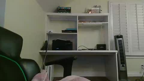 Snapshot of kt12369 chatting on 03.06.25 Kevin online show from 03.06.25