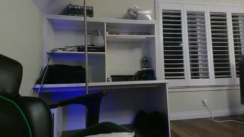 Snapshot of kt12369 chatting on 10.02.25 Kevin online show from 10.02.25