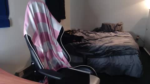 Kuggy online show from 04.24.26