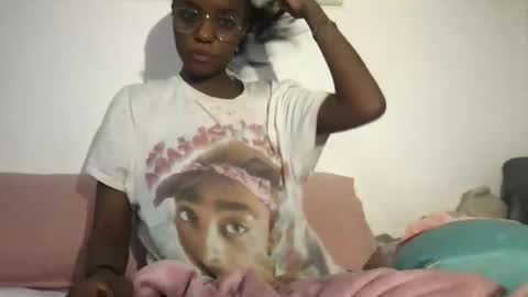 kulthum775 online show from 03.17.26