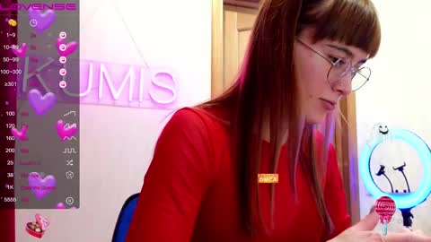 Snapshot of kumisgo chatting on 02.15.25 kumisgo online show from 02.15.25