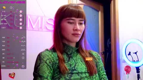 Snapshot of kumisgo chatting on 02.16.25 kumisgo online show from 02.16.25