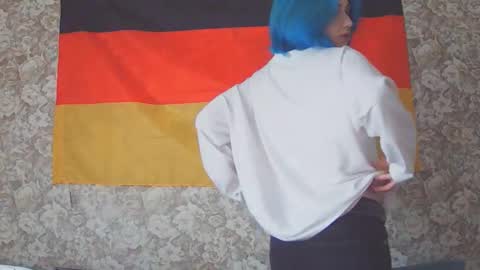 Snapshot of kummcaskill chatting on 09.25.25 Alice online show from 09.25.25