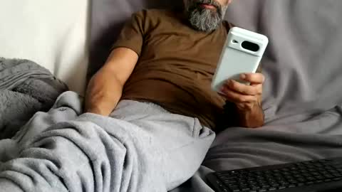 Snapshot of kung_furious chatting on 04.15.26 Ohm. online show from 04.15.26