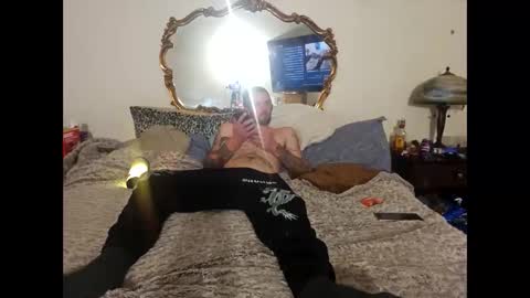 Snapshot of kuntryboyfresh1995 chatting on 11.12.25 kuntryboyfresh1995 online show from 11.12.25