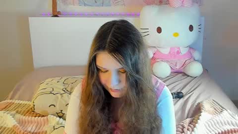 Snapshot of kuraii_ chatting on 02.09.25 Anna online show from 02.09.25