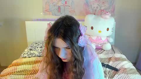 Snapshot of kuraii_ chatting on 03.09.25 Anna online show from 03.09.25