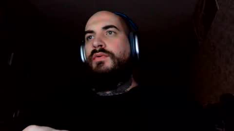 Snapshot of kuzmabig chatting on 11.10.25 kuzmabig online show from 11.10.25