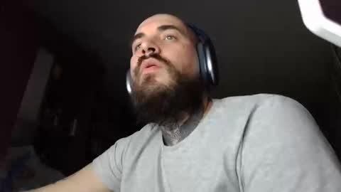 Snapshot of kuzmabig chatting on 11.16.25 kuzmabig online show from 11.16.25