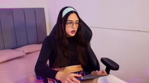 kvas_tay1 online show from 03.09.26