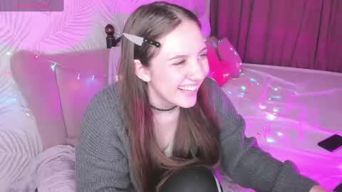 Snapshot of kvetachka chatting on 12.28.24 Kvetachka Thu-Sun 0900am-1500pmGTM2 online show from 12.28.24