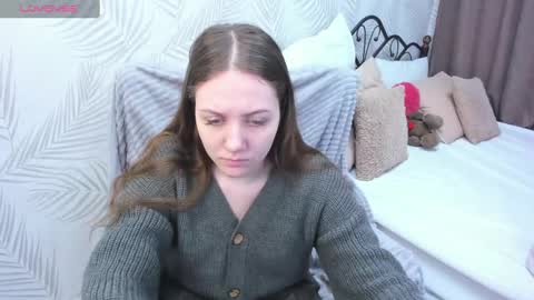Snapshot of kvetachka chatting on 01.07.25 Kvetachka Thu-Sun 0900am-1500pmGTM2 online show from 01.07.25