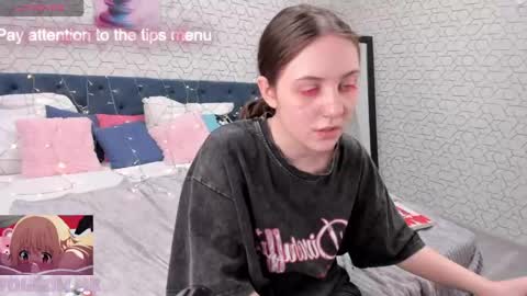 Snapshot of kvetachka chatting on 03.09.25 Kvetachka Thu-Sun 0900am-1500pmGTM2 online show from 03.09.25