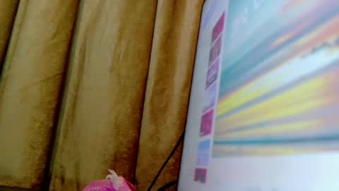 Kween online show from 06.15.26