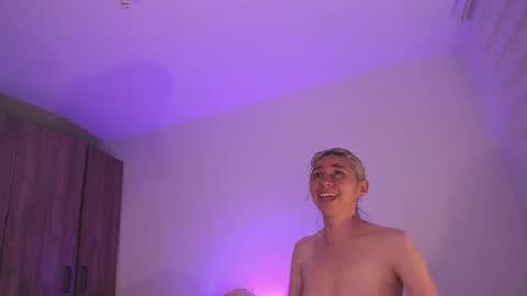 Aria Kess  online show from 09.30.25