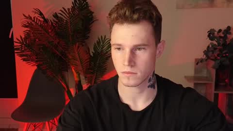 Snapshot of kyle_4u chatting on 12.10.24 Kyle online show from 12.10.24