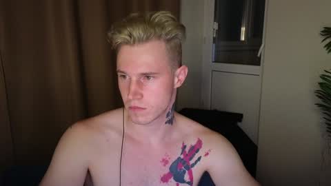 Snapshot of kyle_4u chatting on 01.14.25 Kyle online show from 01.14.25