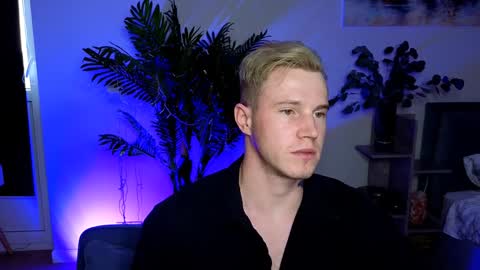 Snapshot of kyle_4u chatting on 01.22.25 Kyle online show from 01.22.25