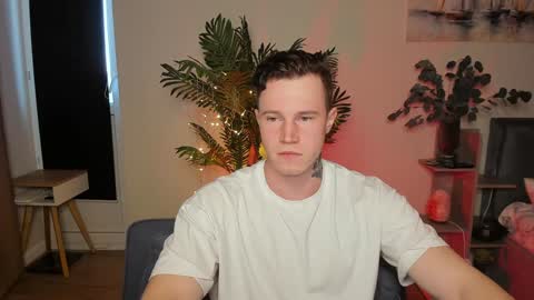 Snapshot of kyle_4u chatting on 01.31.25 Kyle online show from 01.31.25