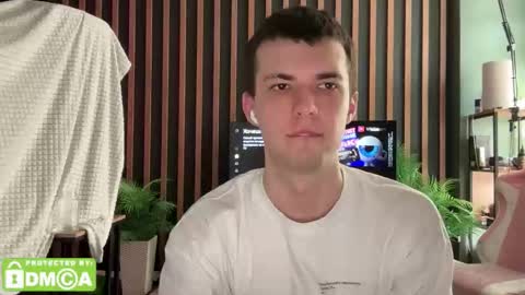 Snapshot of kyle_sxx chatting on 09.30.25 JustDimasx online show from 09.30.25