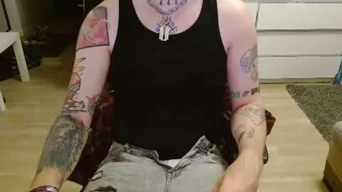Snapshot of kyle_tattoo chatting on 06.22.26 kyle online show from 06.22.26