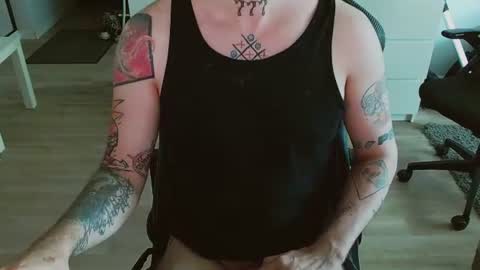 Snapshot of kyle_tattoo chatting on 07.18.26 kyle online show from 07.18.26