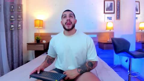 Snapshot of kylenorth_ chatting on 09.14.25 kylenorth_ online show from 09.14.25