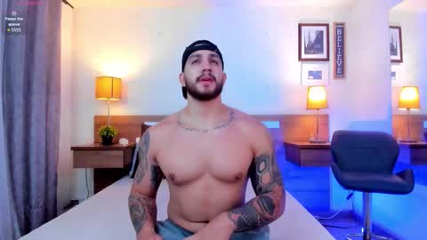 Snapshot of kylenorth_ chatting on 09.17.25 kylenorth_ online show from 09.17.25