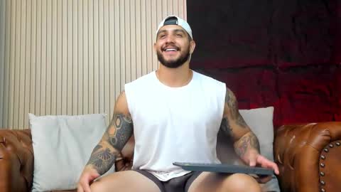 Snapshot of kylenorth_ chatting on 11.14.25 kylenorth_ online show from 11.14.25