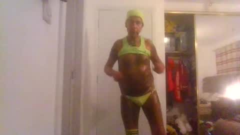 kylestrips4youq online show from 12.18.25